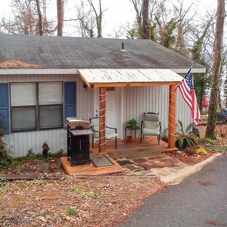 Paradise Cove Cabin With Boathouse And Dock Guntersville Esterno foto